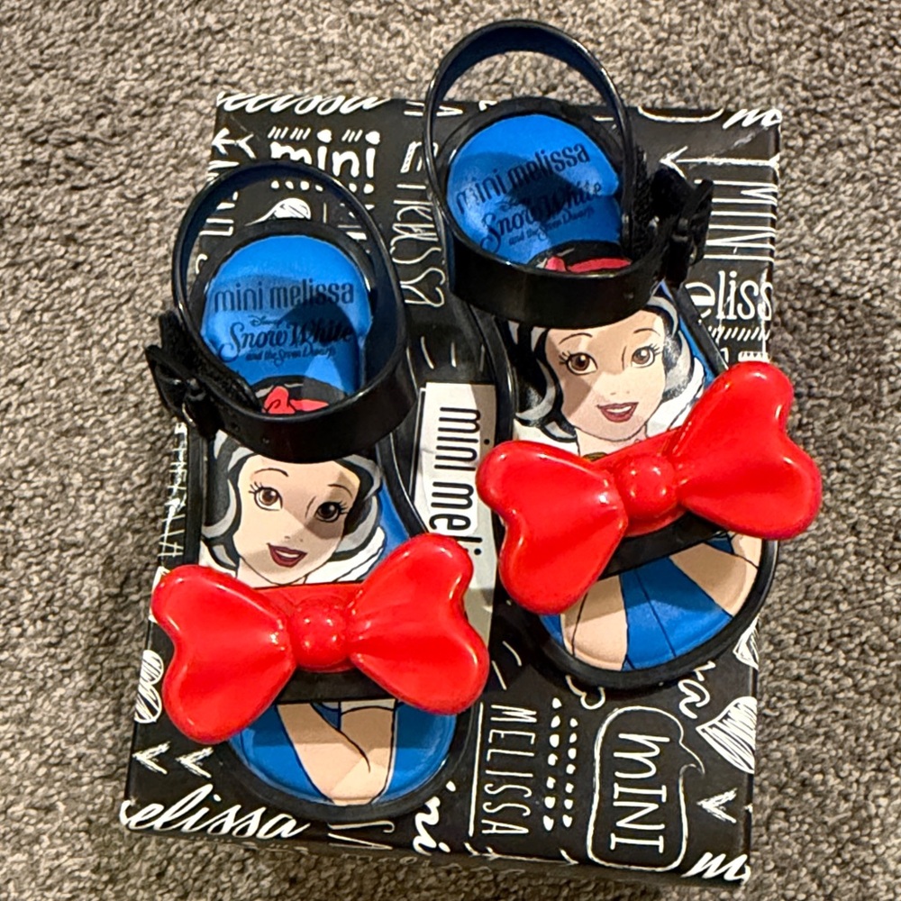 Mini Melissa Mini Mar Sandal Snow White